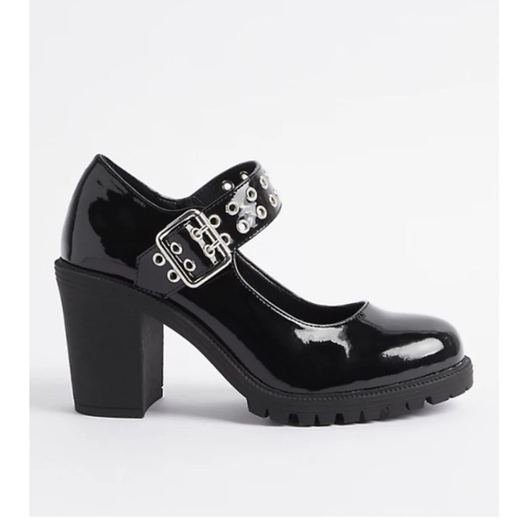 TORRID NWT MARY JANE LUG HEEL - FAUX LEATHER BLACK (WW) - Picture 2 of 5